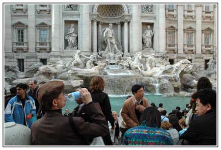 e fontaine de trevi 2
